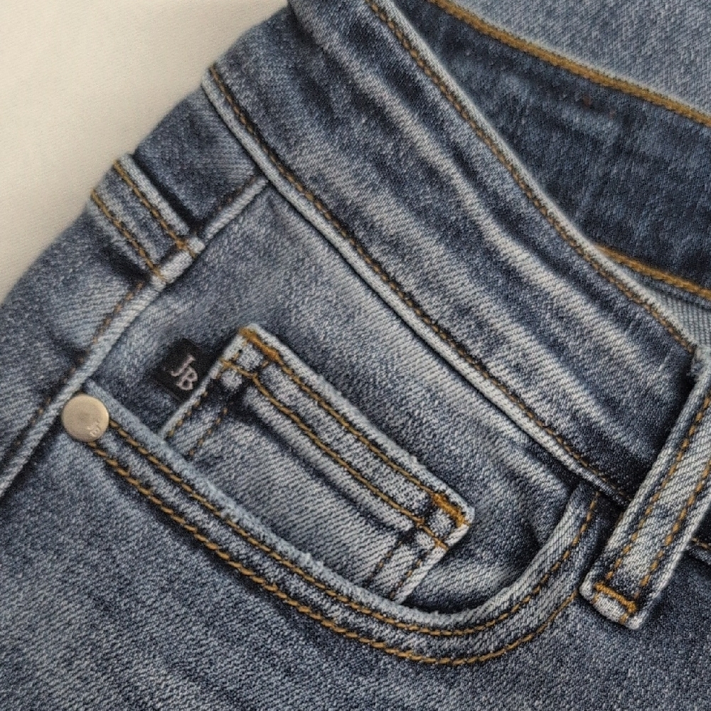 Judy Blue Medium Wash Slim Fit Jeans - Picture 3 of 8